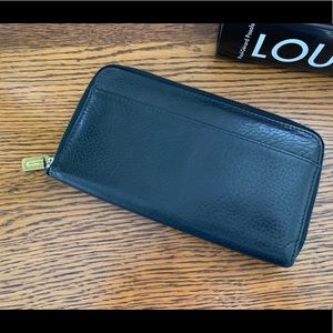 Black Vintage Coach Wallet
